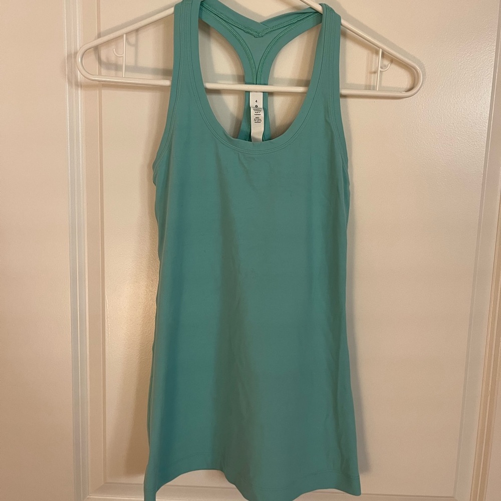 Lululemon tank